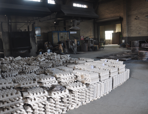 Investment Casting Pouring Moten Steel